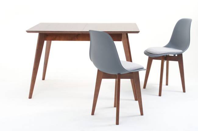 Стол Сканди 120 орех со стульями Сашш орех серый ГЛ Стол Сканди 120 орех со стульями Сашш орех серый ГЛ