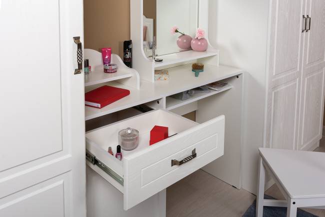 Стол туалетный 12.46 Ливерпуль цвет ясень ваниль/белый