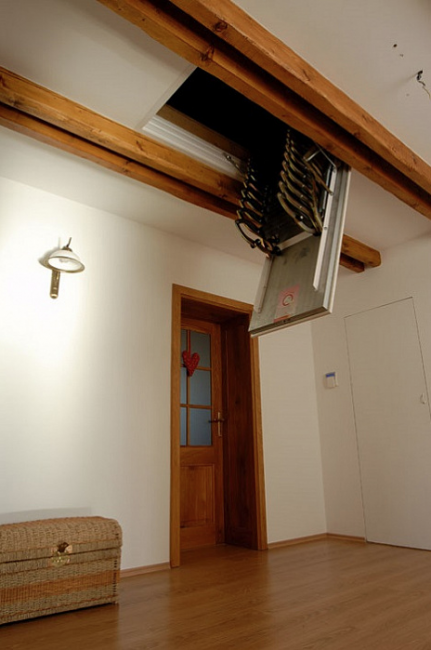 Чердачная лестница Nozycowe Lux