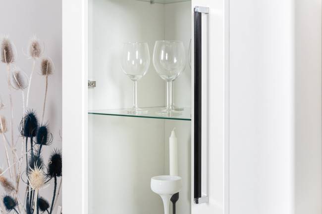 Стенка для гостиной с сервантом Валенсия № 60 цвет белый шагрень Стенка для гостиной с сервантом Валенсия № 60 цвет белый шагрень