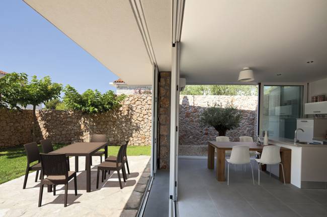 Стол пластиковый Orlando 140 коричневый 1400х800х750 мм