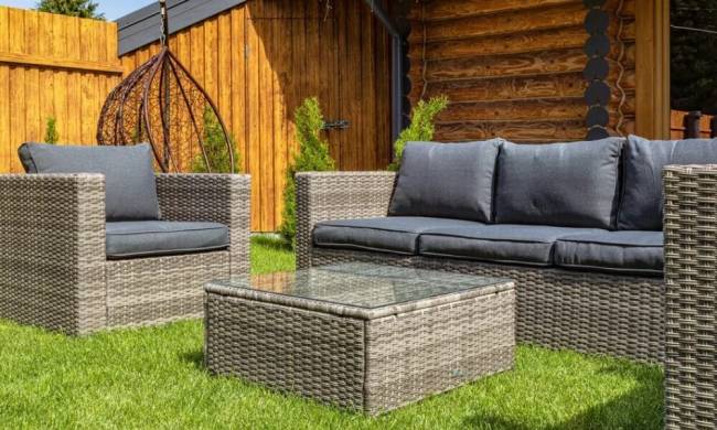 Лаунж-зона KARL с трёхместным диваном (серая) Лаунж-зона KARL с трёхместным диваном (серая)